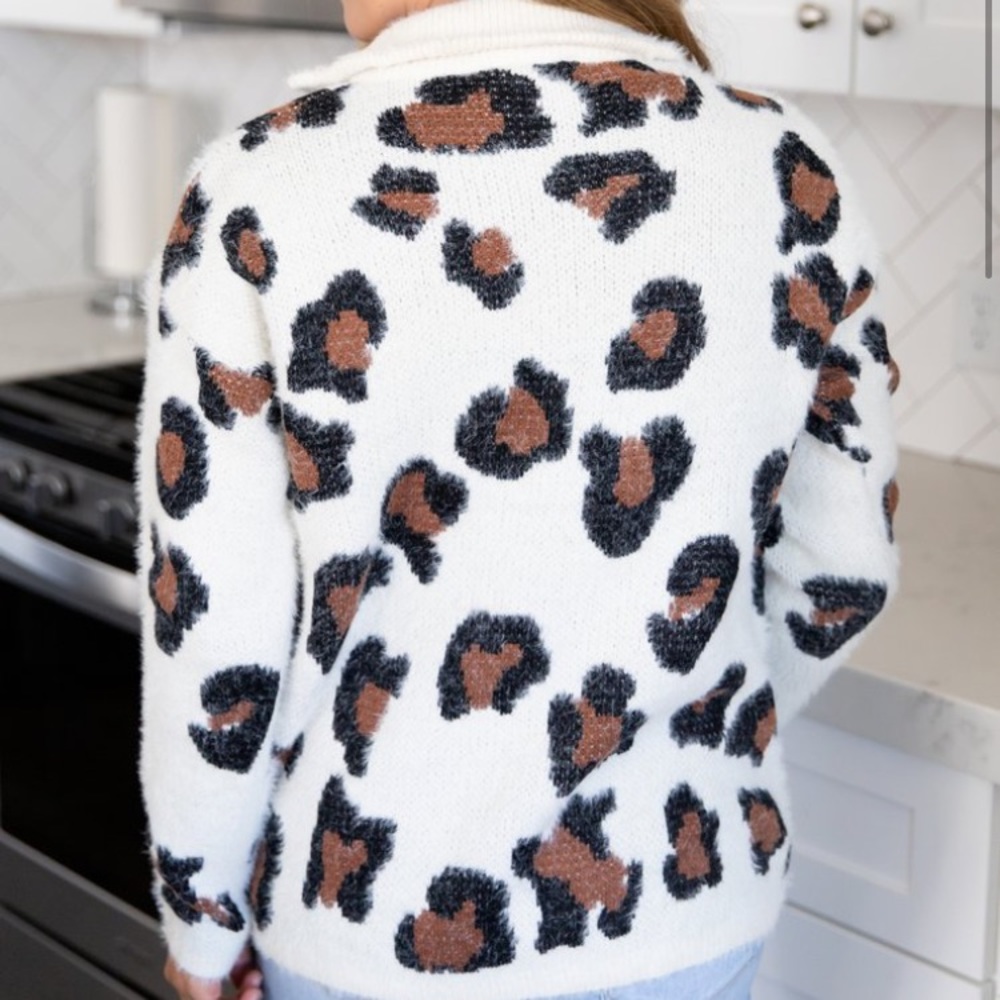 knit and cozy fall time leopard half zip up sweater pullover - Picture 5 of 7